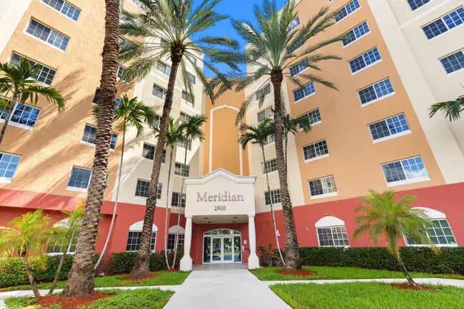 Residencias El Bosque Suites