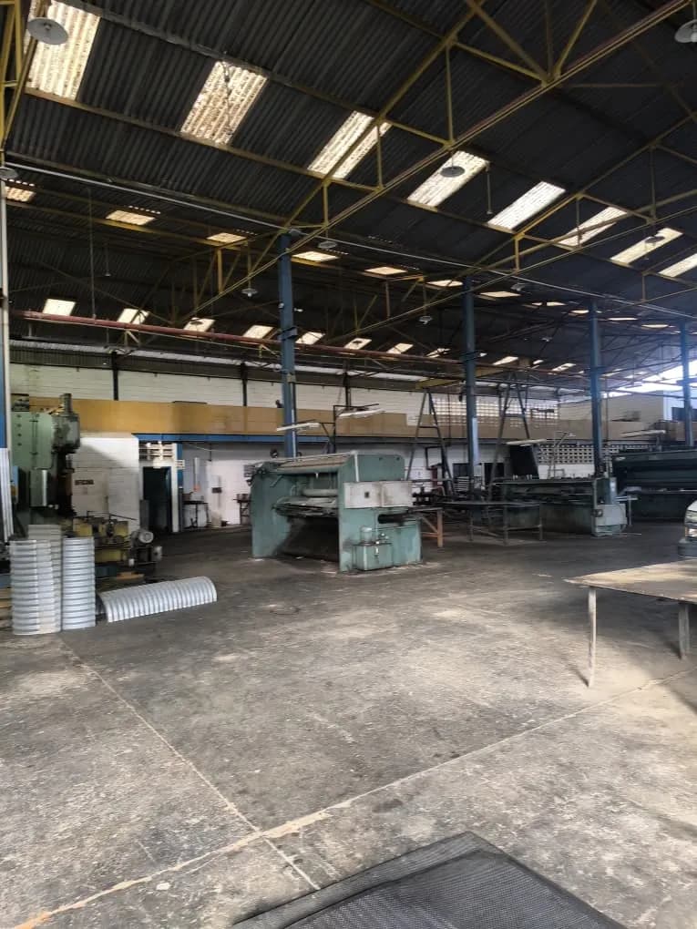 Empresa Perforadora de Lamina en Venta - Zona Industrial El Recreo Valencia Estado Carabobo